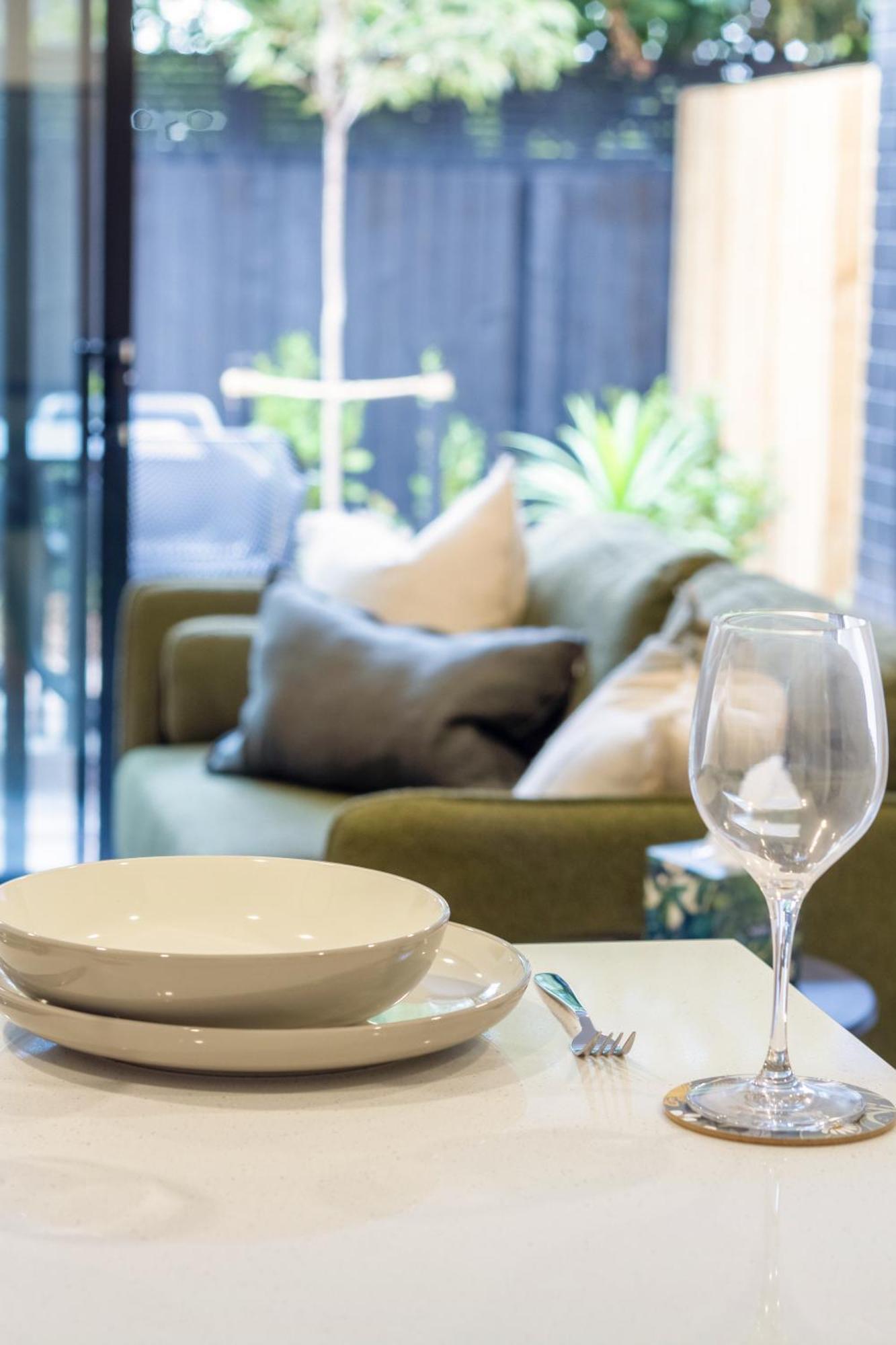 Merivale Gem: 2Br Townhouse Oasis Christchurch Dış mekan fotoğraf